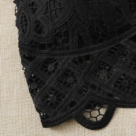 LACE BRALETTE - Picture 11 of 12